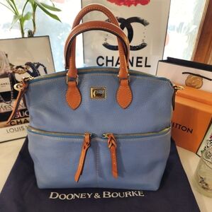 Dooney & Bourke Blue Leather Shoulder Bag